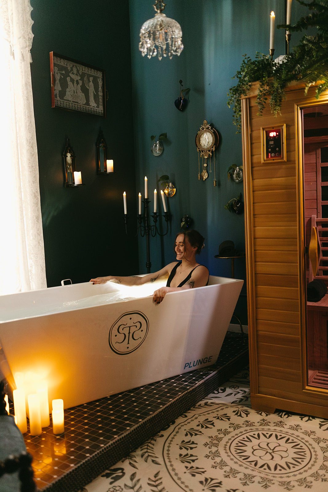 Contrast therapy in Denver at the skin sanctum cold plunge and sauna